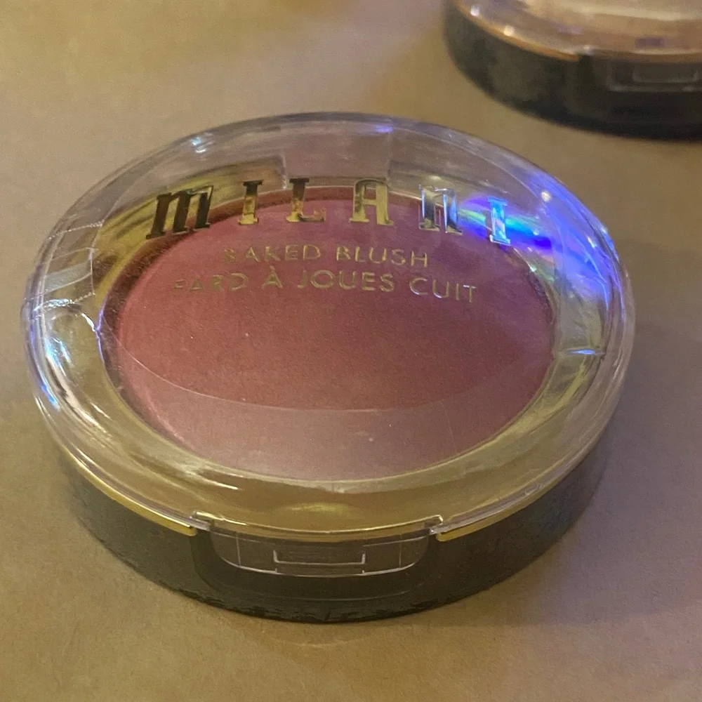 Milani baked collection: Blush, Highlighter & Bronzer